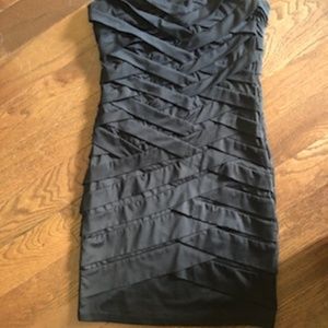Nikibiki Dress - Black